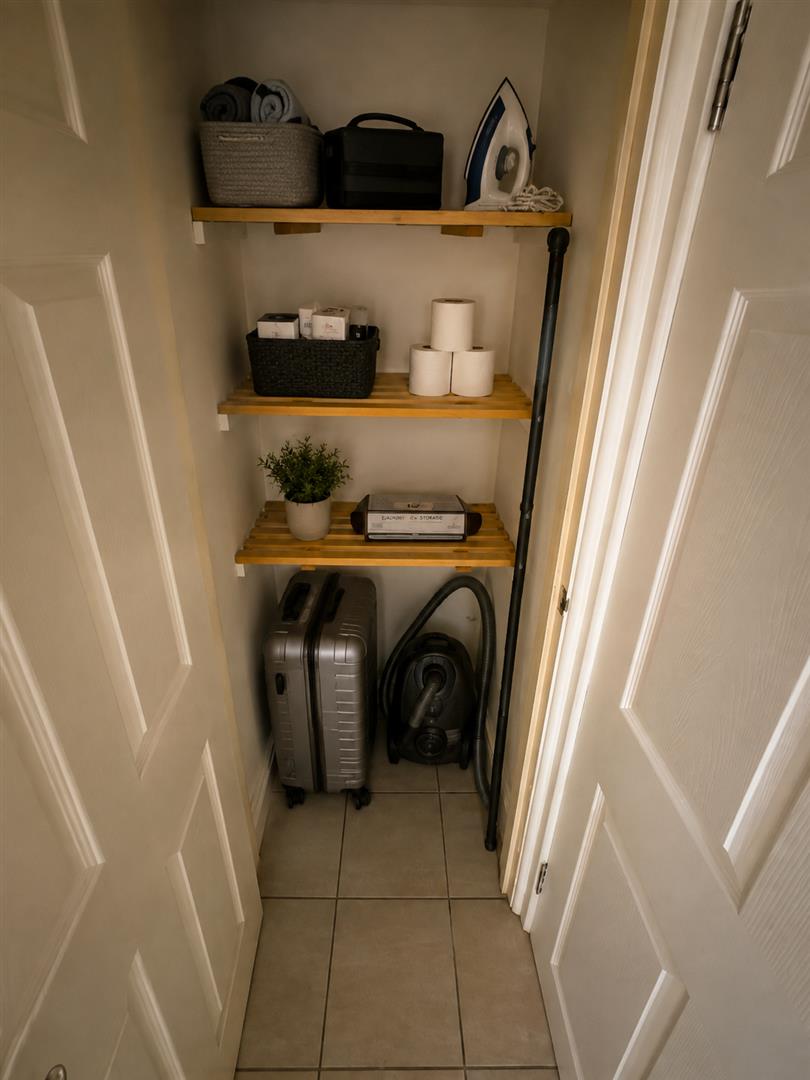 1 bed property in Finchley Road, London